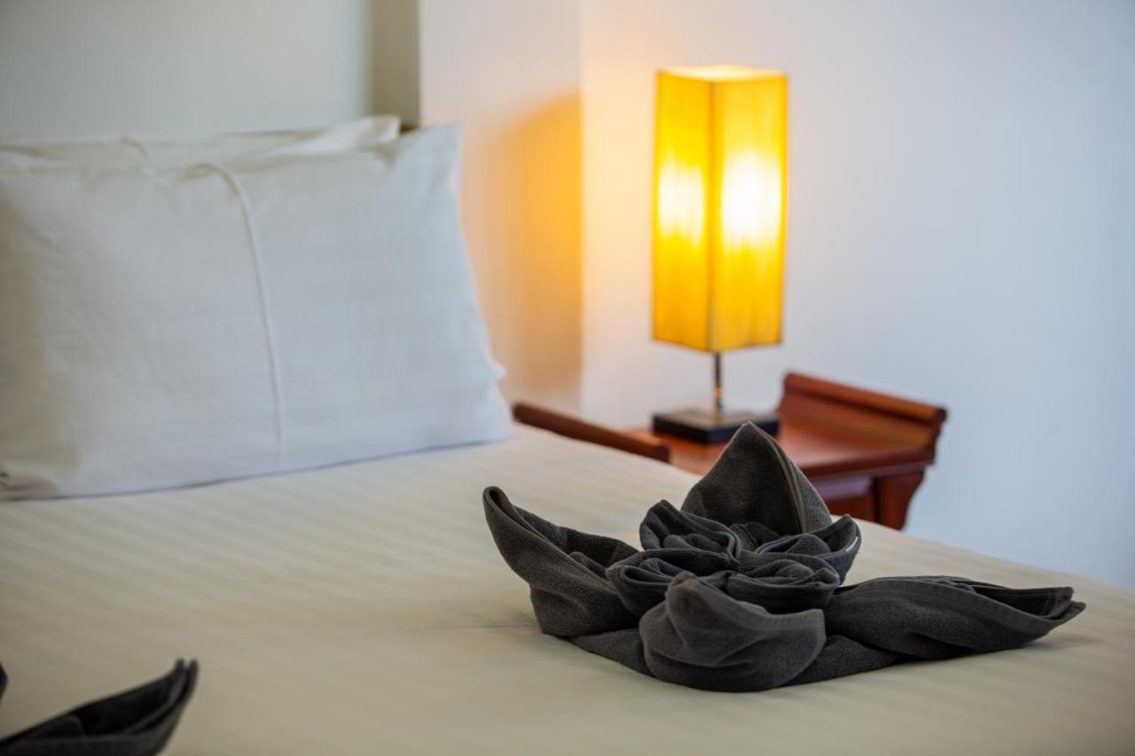Brodie Rawai Resort Nai Harn 외부 사진
