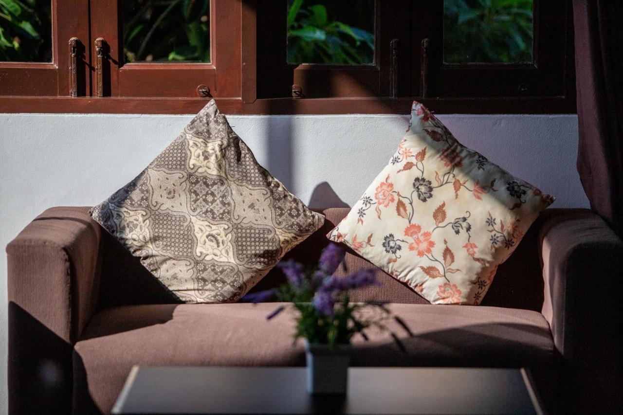 Brodie Rawai Resort Nai Harn 외부 사진