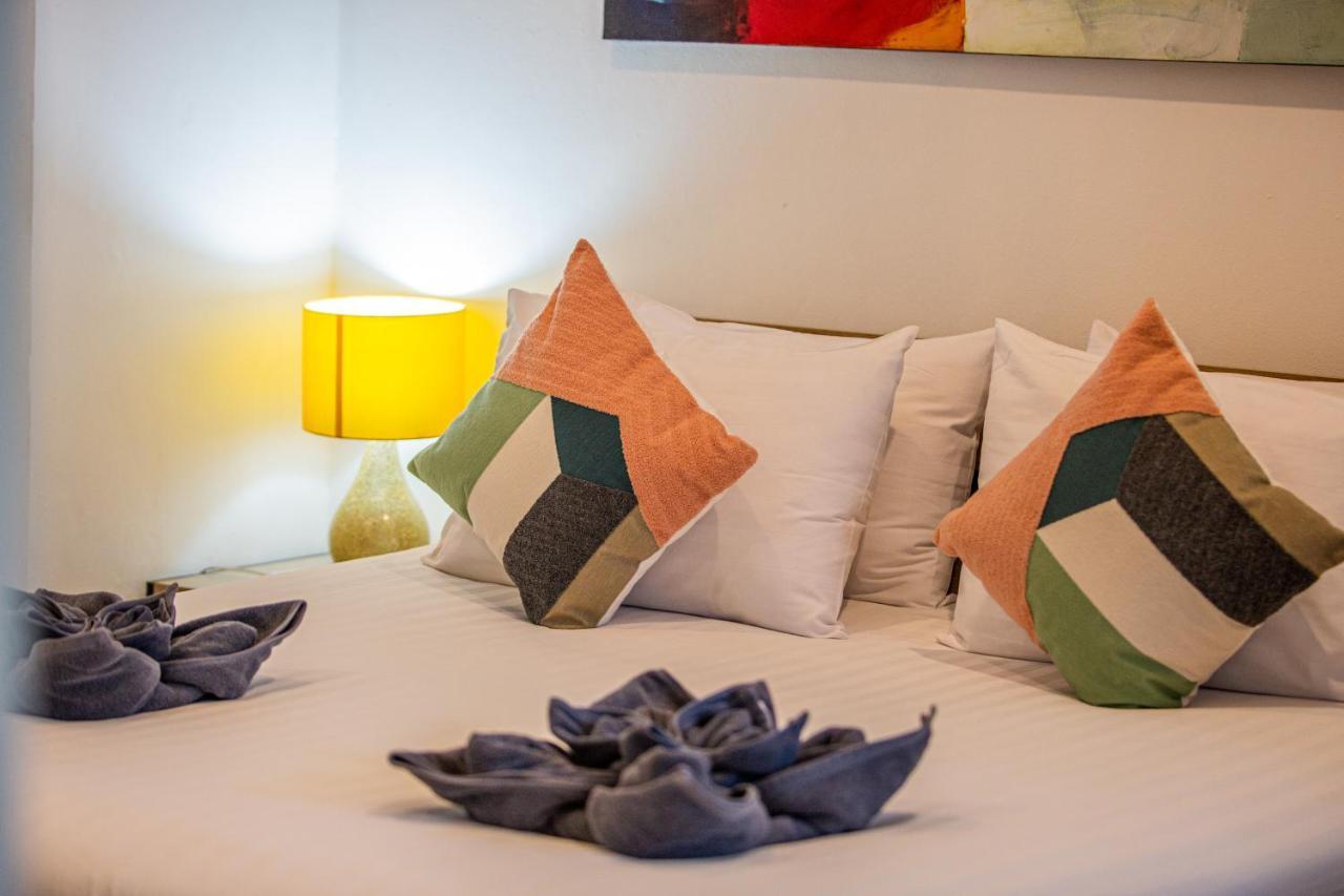 Brodie Rawai Resort Nai Harn 외부 사진